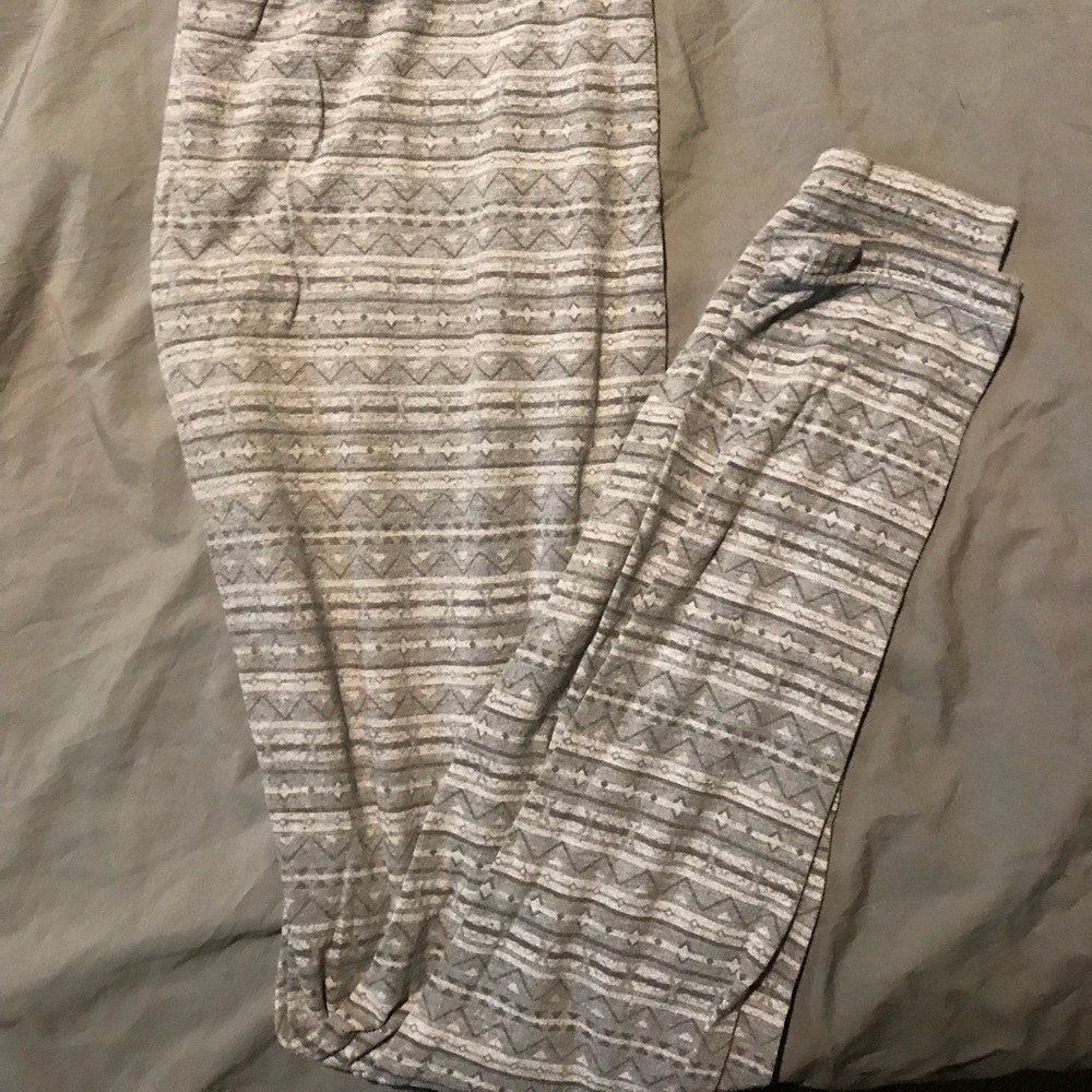 Grey leggings